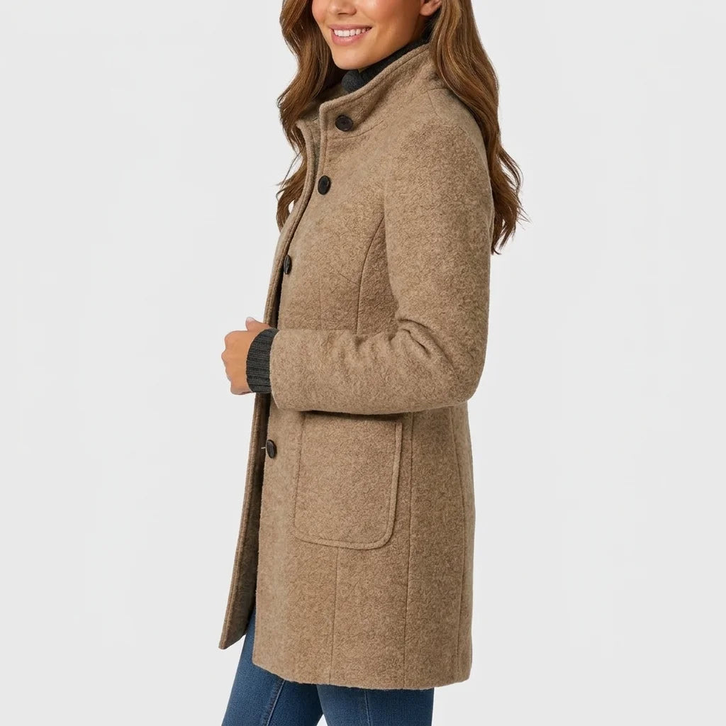 Benedetta — Cappotto Elegante e Comodo